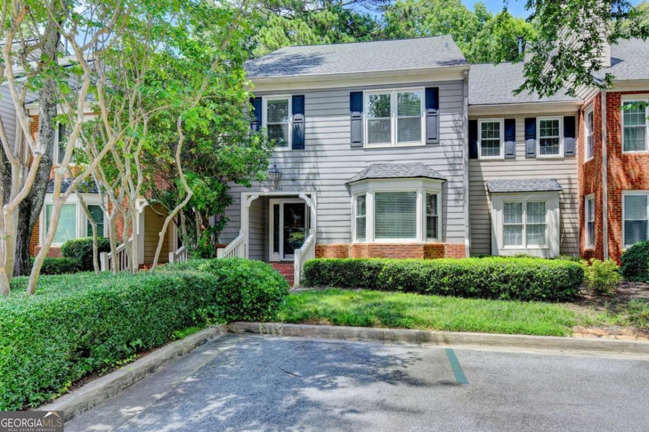 1006 Camden Court Atlanta, GA 30327