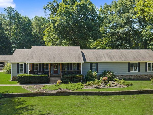 121 Peacock Road, Barnesville, GA 30204