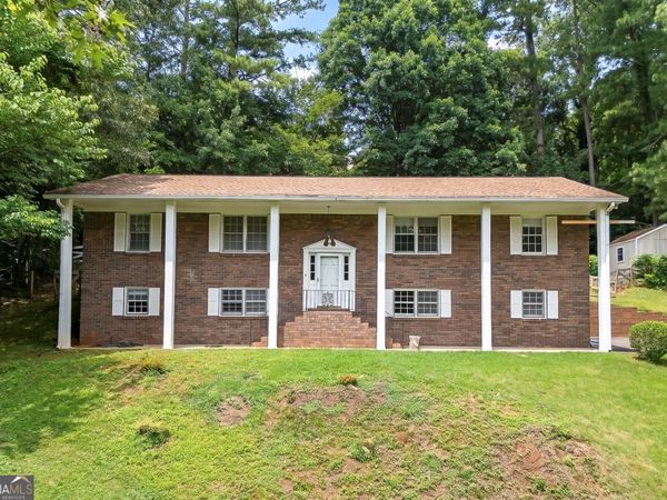 279 Heck Road NE, Kennesaw, GA 30144