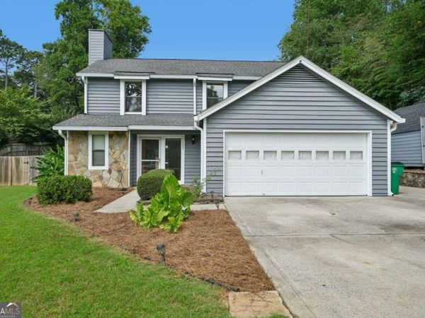 527 Paden Drive, Lawrenceville, GA 30044