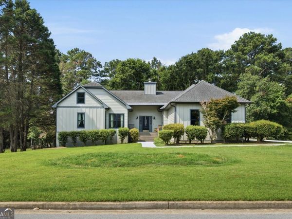 26 Chad Court, Mcdonough, GA 30253