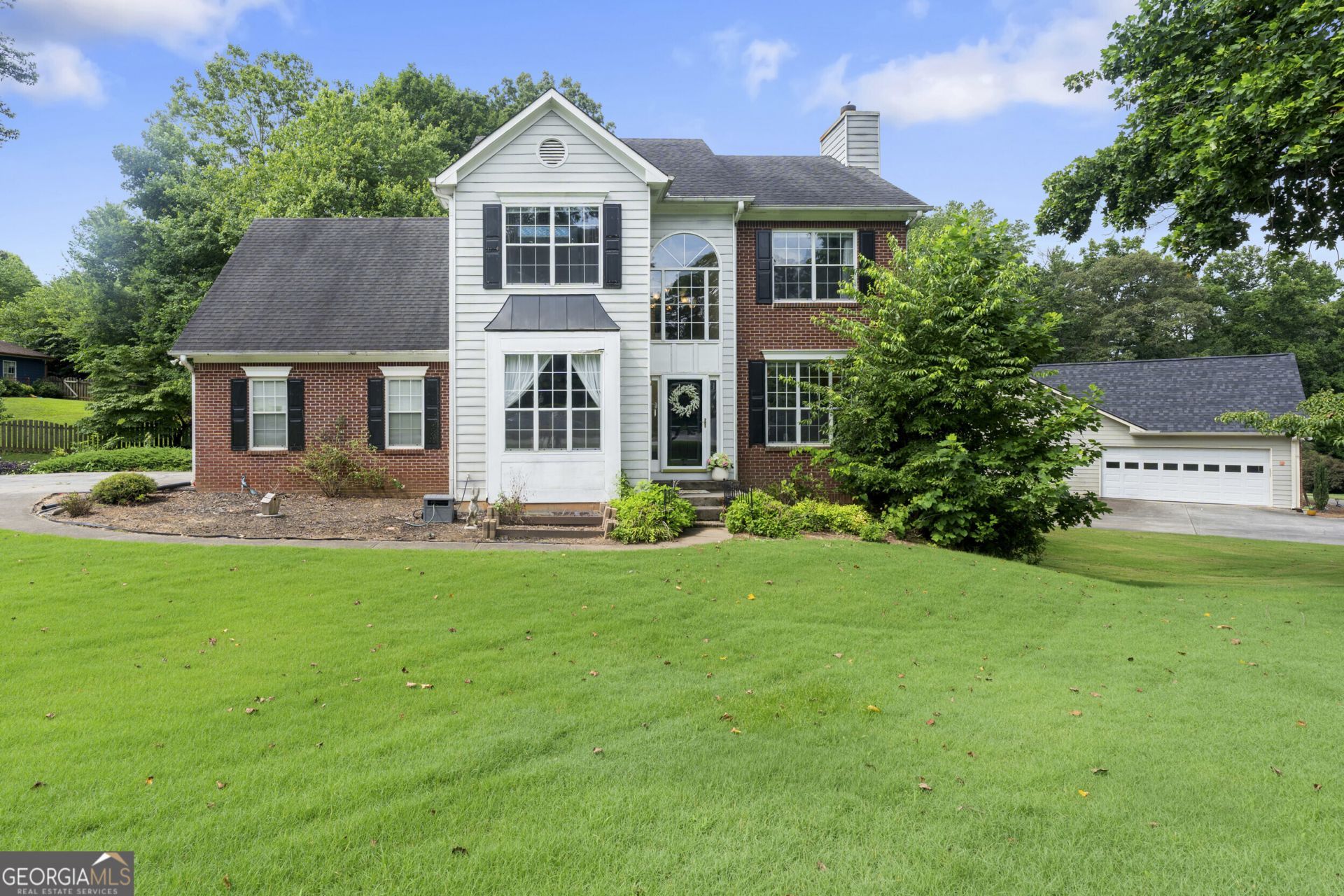 5660 Bridle Glen Drive, Sugar Hill, GA 30518 Main Photo