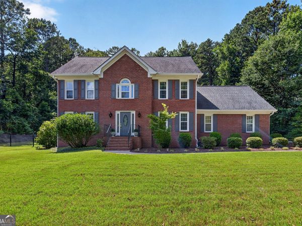 125 Vista Lane, Tyrone, GA 30290