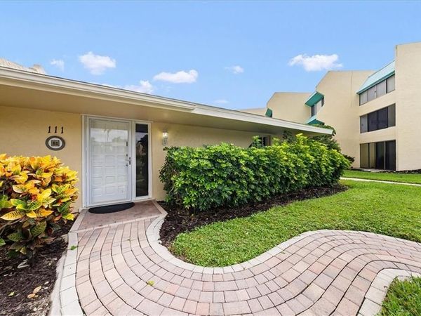 925 Palm View DR , Unit 111, NAPLES, FL 34110
