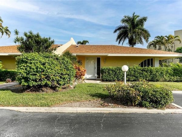 925 Palm View DR , Unit 111, NAPLES, FL 34110