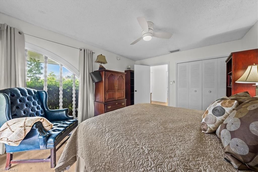 925 Palm View Dr , Unit 111, Naples, FL 34110 Photo