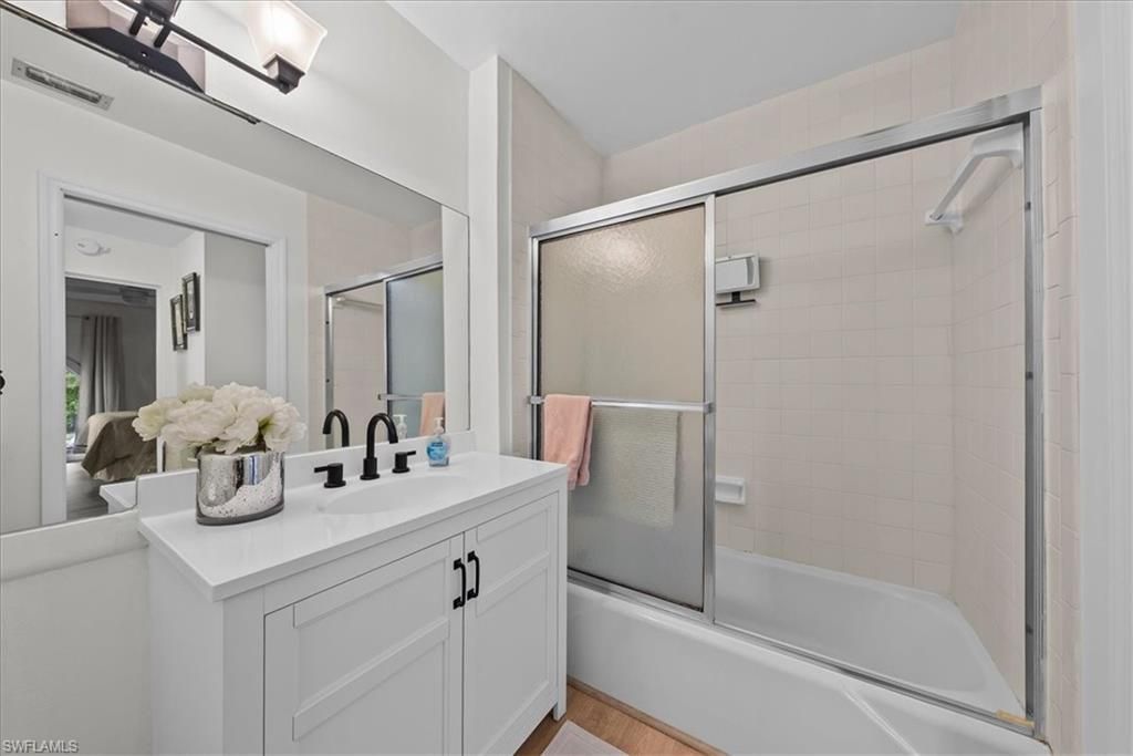 925 Palm View Dr , Unit 111, Naples, FL 34110 Photo