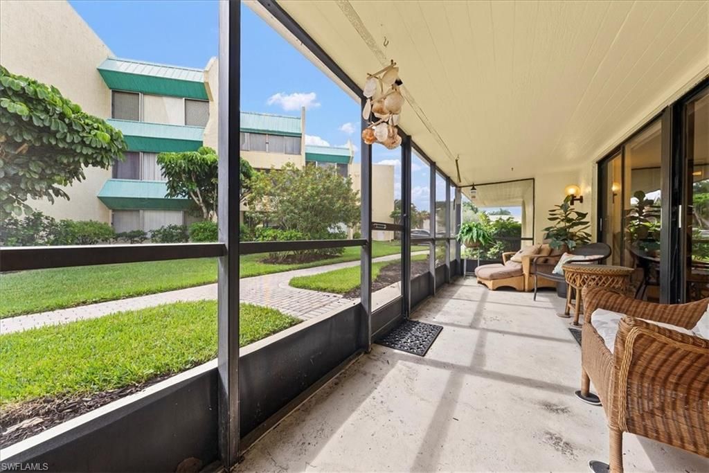 925 Palm View Dr , Unit 111, Naples, FL 34110 Photo