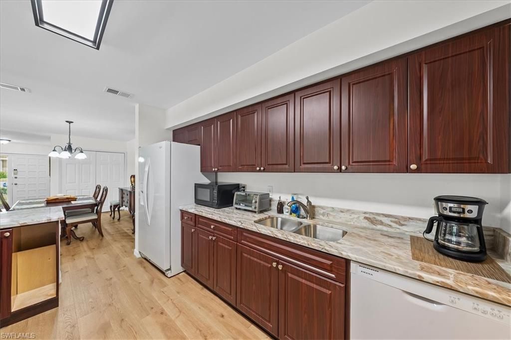 925 Palm View Dr , Unit 111, Naples, FL 34110 Photo