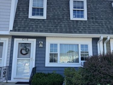 6 Lydon Lane, Unit C-1, Halifax, MA 02338