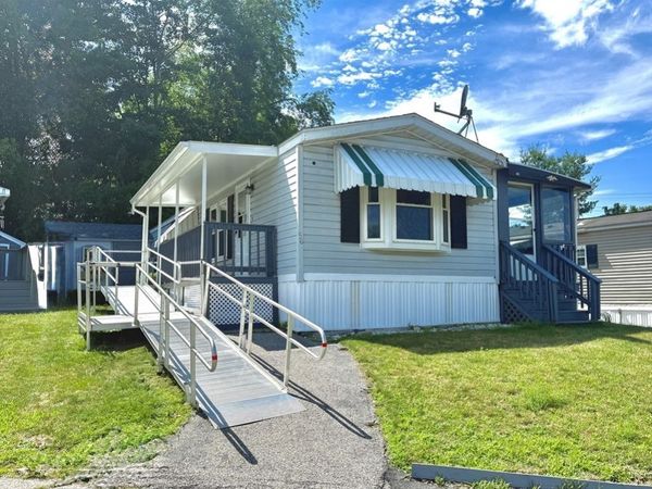 47 Washington St, Unit 56, Auburn, MA 01501
