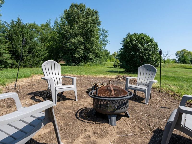 818 W Front Street, Pemberville, OH 43450 Photo 6