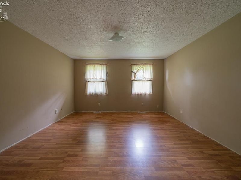 895 county road 212, Fremont, OH 43420 Photo 9