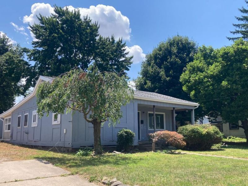 408 Vine Street, Clyde, OH 43410 Photo 3