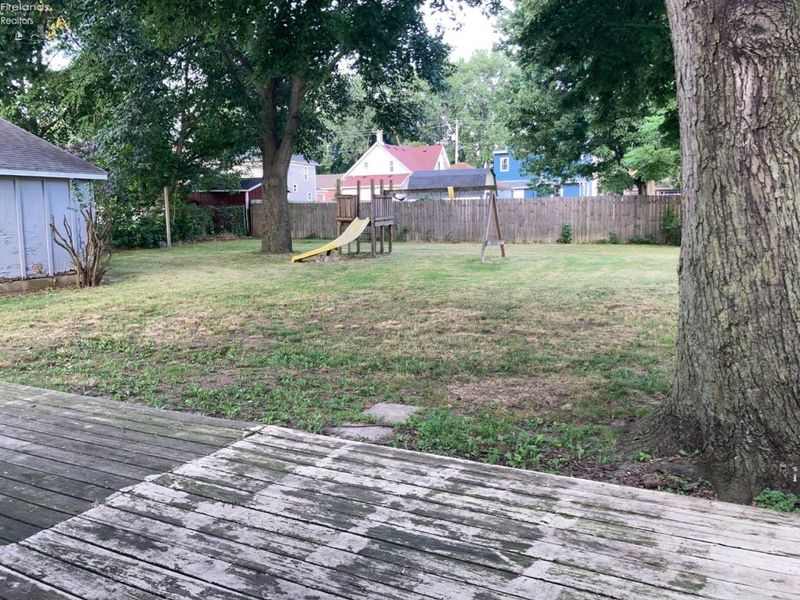 408 Vine Street, Clyde, OH 43410 Photo 6