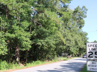 9122 State Rd S-10-1224, North Charleston, SC 29406