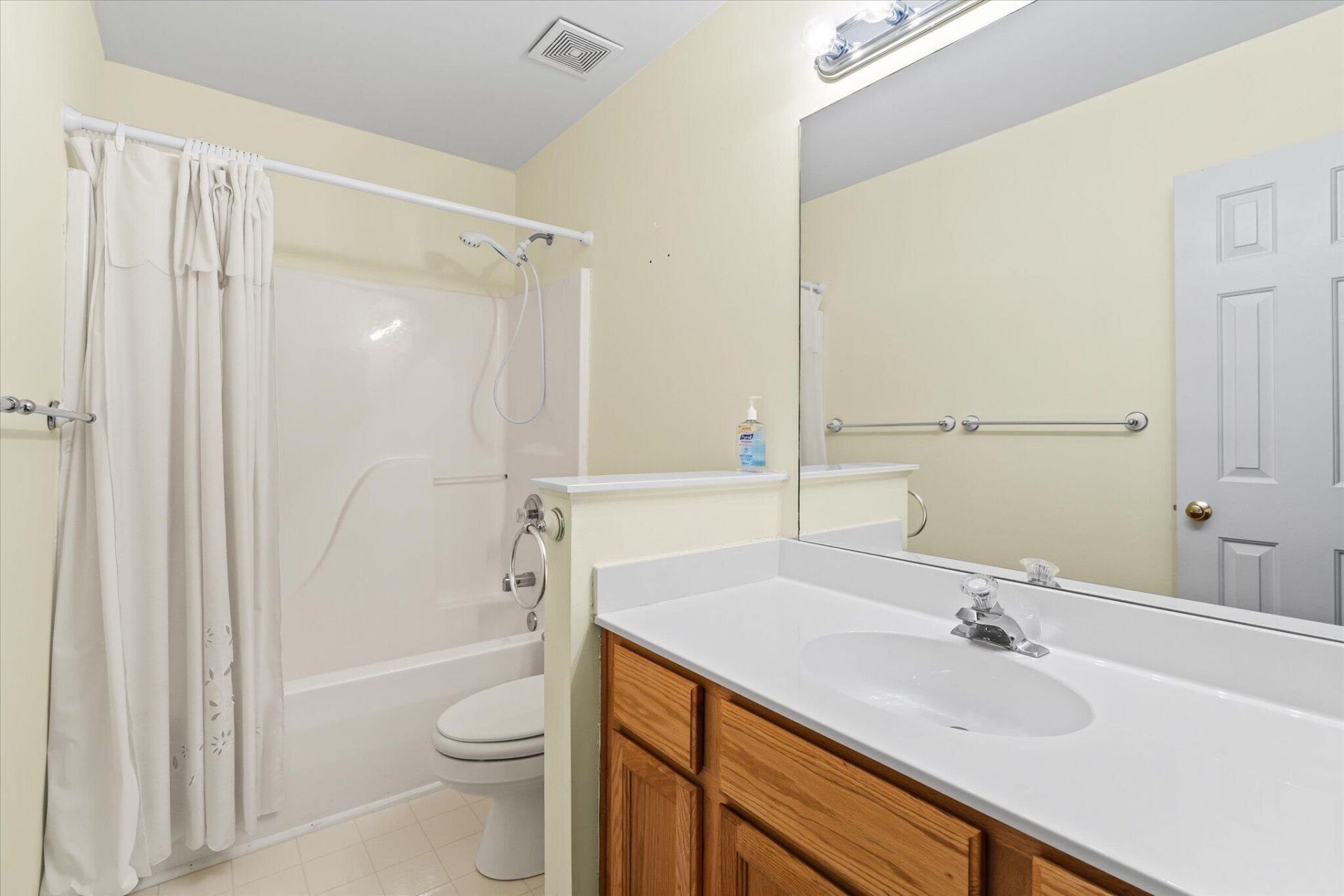 1391 Lakecrest Court Photo 22