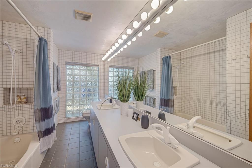 1215 Caloosa Dr , Fort Myers, FL 33901 Photo