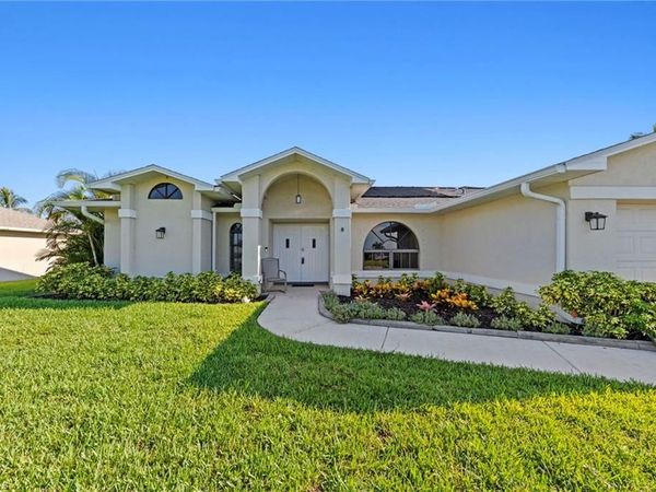 609 SW 35th TER, CAPE CORAL, FL 33914