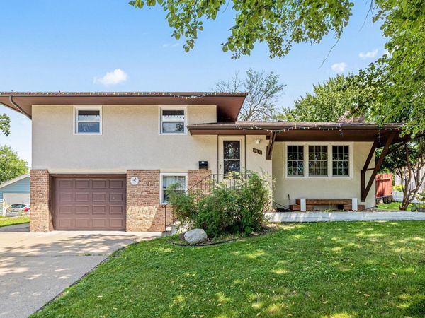 4831 Washington Street NE, Columbia Heights, MN 55421