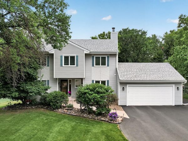 18425 Harrogate Drive, Eden Prairie, MN 55346
