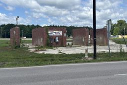4 Buff Boulevard photo 4