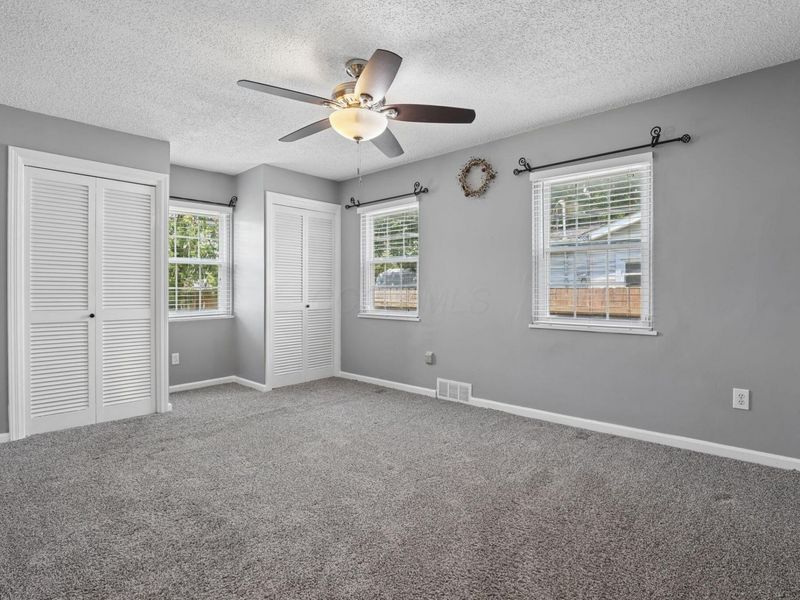 387 Maple Drive , Columbus, OH 43228 Photo 20