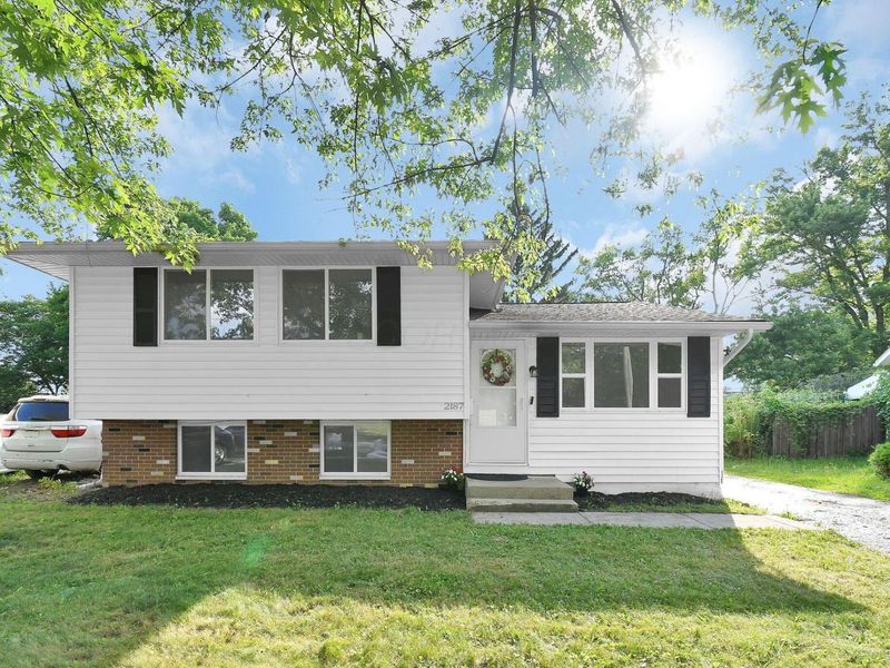 2187 Balford Square W, Columbus, OH 43232 Photo 2