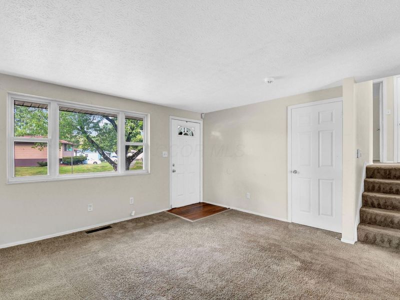 2187 Balford Square W, Columbus, OH 43232 Photo 9