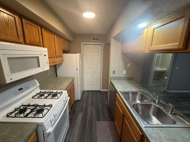 963 Cross Country Drive W, Unit C, Westerville, OH 43081 Photo 16