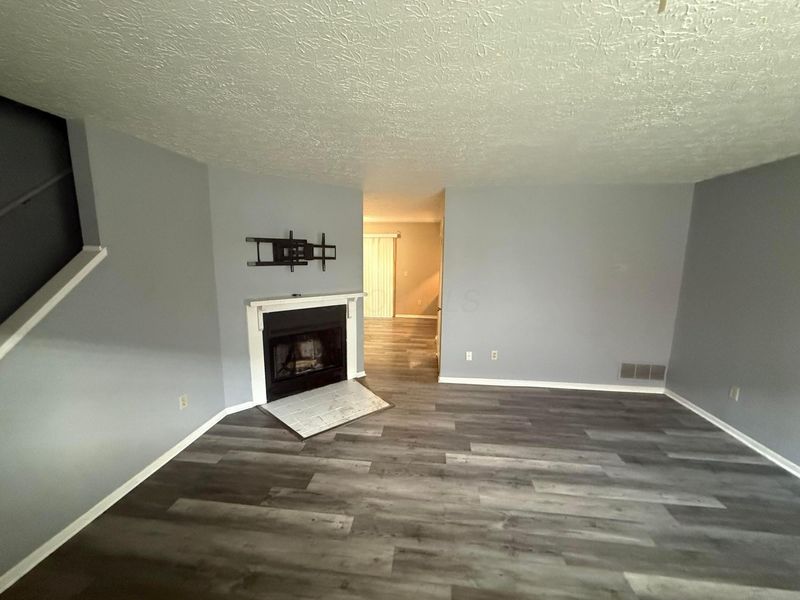 963 Cross Country Drive W, Unit C, Westerville, OH 43081 Photo 4