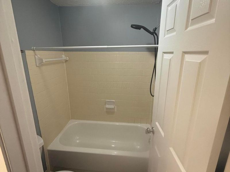 963 Cross Country Drive W, Unit C, Westerville, OH 43081 Photo 45
