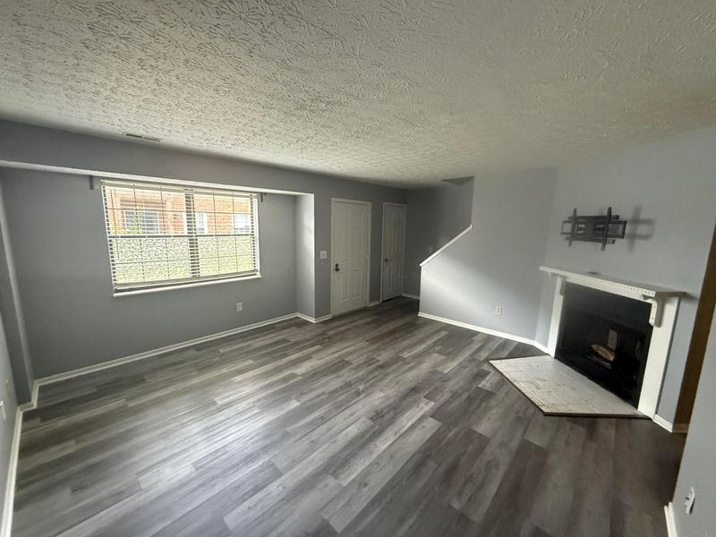 963 Cross Country Drive W, Unit C, Westerville, OH 43081 Photo 5