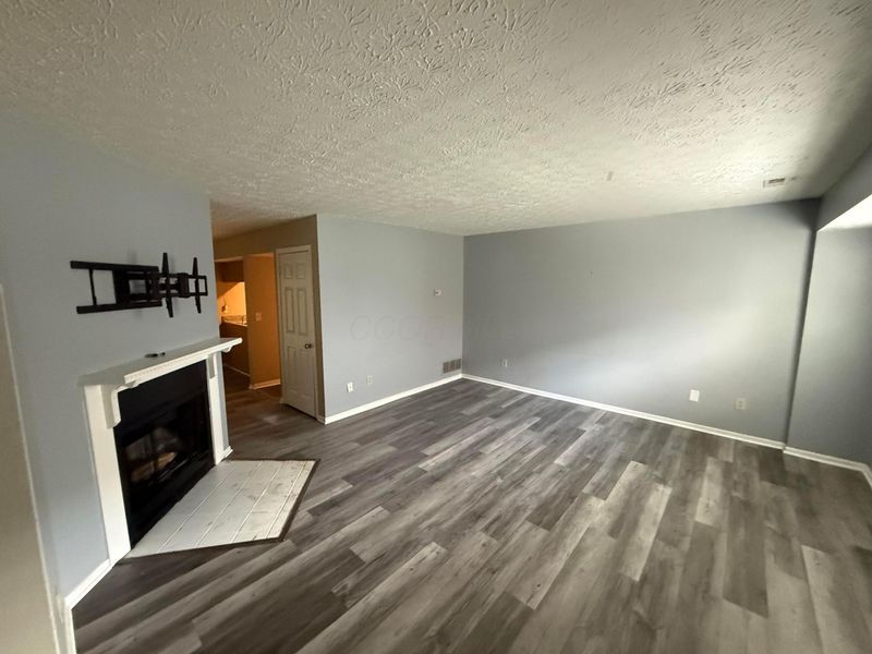 963 Cross Country Drive W, Unit C, Westerville, OH 43081 Photo 8
