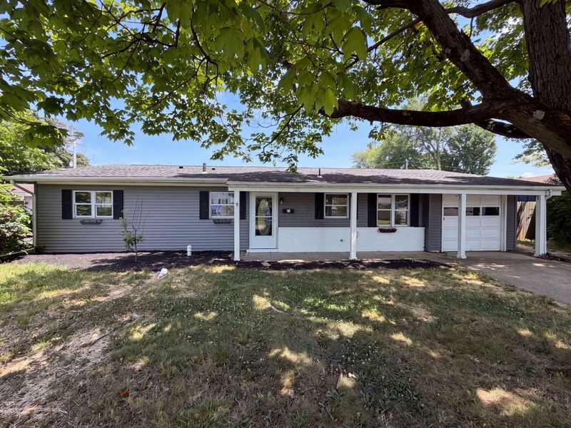 932 Lincoln Drive , Circleville, OH 43113 Photo 1