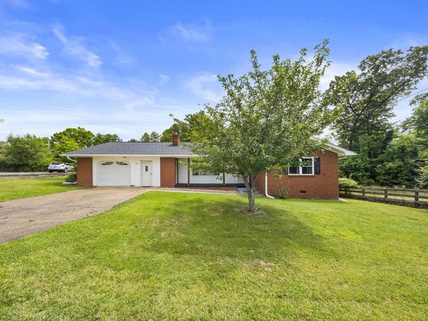2933 Nolte , Ashland, KY 41102