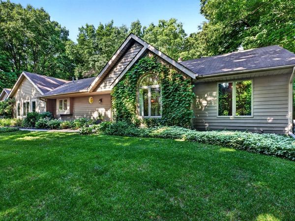 315 Kettle COURT, Slinger, WI 53086