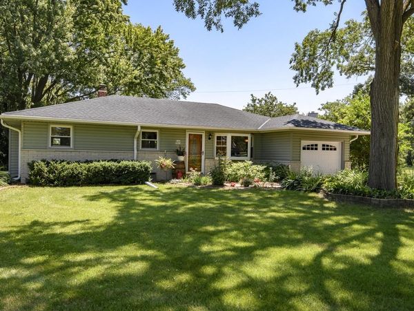 W155N5414 Balsam DRIVE, Menomonee Falls, WI 53051