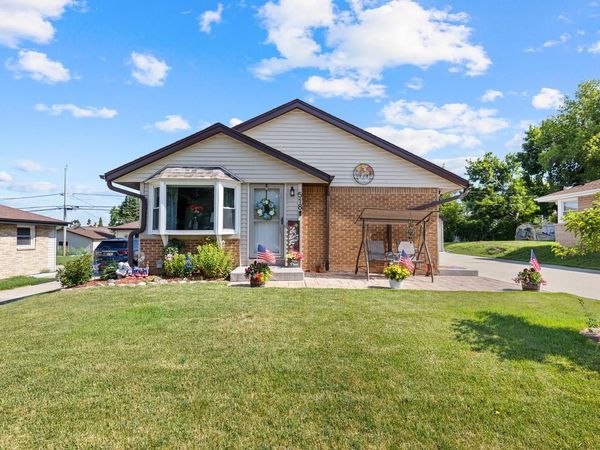 518 Williams AVENUE, South Milwaukee, WI 53172