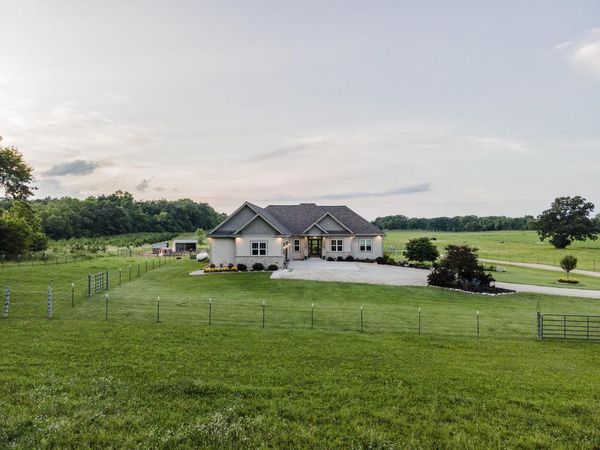 S75W35724 Wilton ROAD, Eagle, WI 53119