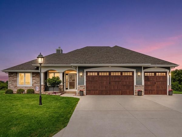 810 Westwind DRIVE, Eagle, WI 53119