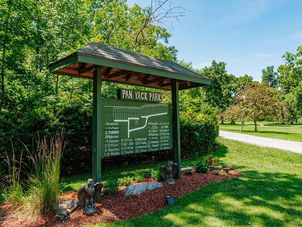 24026 W Oakwood LANE, Kansasville, WI 53139