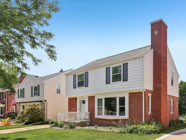 5451 N Kent AVENUE, Whitefish Bay, WI 53217
