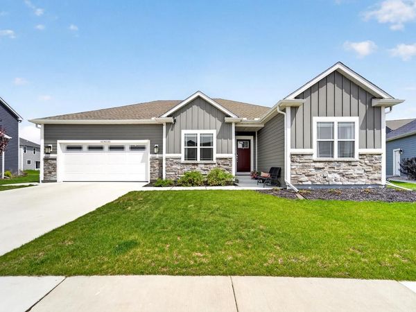 N67W25380 Aspen LANE, Sussex, WI 53089