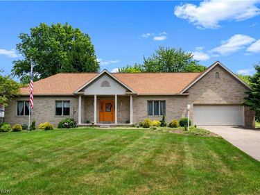 4524 Leawood Drive NE, Canton, OH 44714