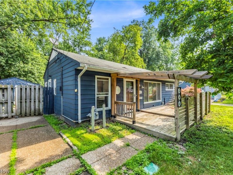 280 Kempton Drive, Berea, OH 44017 Photo 4