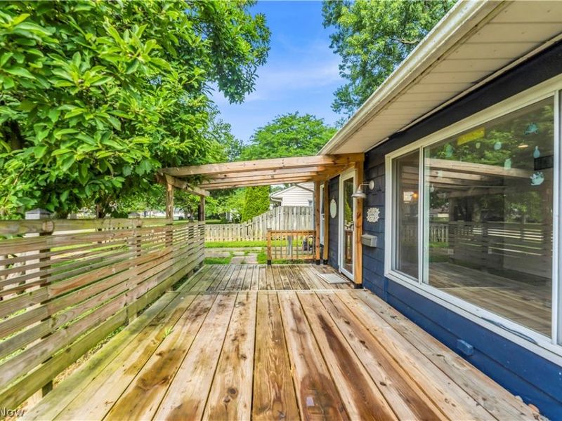280 Kempton Drive, Berea, OH 44017 Photo 5