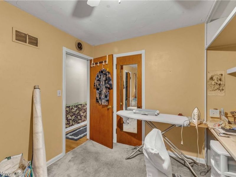 21757 Mastick Road, Fairview Park, OH 44126 Photo 19