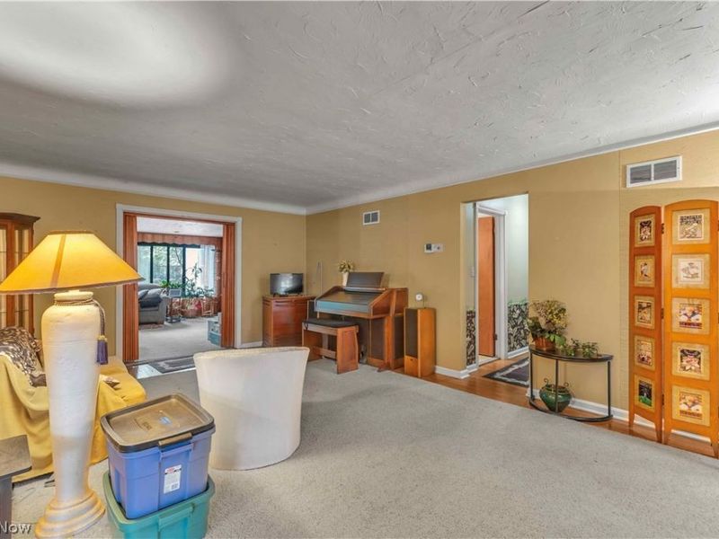 21757 Mastick Road, Fairview Park, OH 44126 Photo 5