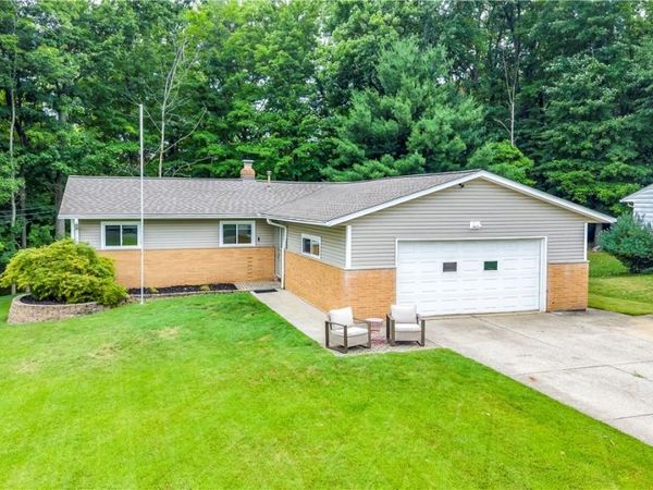 8276 Marianna Boulevard , Broadview Heights, OH 44147